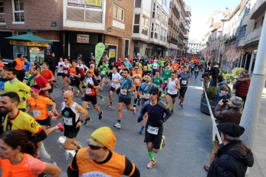 Imágenes de la 'IX Media Maratón Estela Navascués y 10 km Ciudad de Tudela'