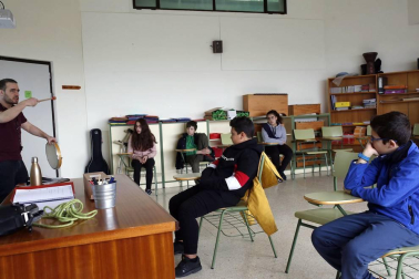 Alumnado del colegio Mendialdea I de Berriozar durante una jornada lectiva.