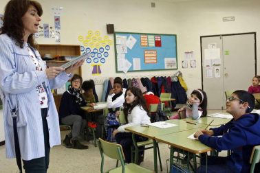 Alumnado del colegio Mendialdea I de Berriozar durante una jornada lectiva.