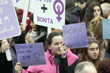 Concentración en la plaza del Castillo de Pamplona por el Día de la Mujer