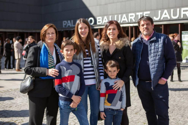 El 3 de marzo, Baluarte acogió el Concierto Solidario de los Universitarios, una iniciativa del Colegio Mayor Belagua en favor de la Fundación Core, que trabaja en la integración sociolaboral de familias inmigrantes en Navarra. Con tal motivo subieron al escenario la Orquesta Reino de Aragón y el Orfeón Donostiarra, que interpretaron la Sinfonía II de Mahler bajo la dirección de Íñigo Pírfano.