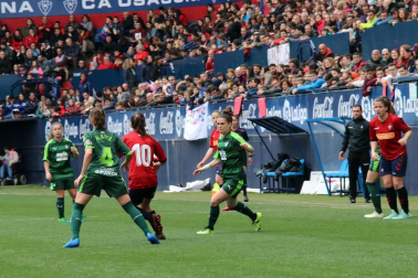 Imágenes del partido Osasuna Femenino-SD Eibar disputado en El Sadar