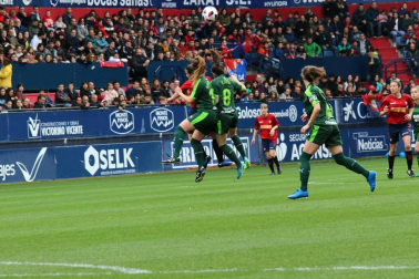 Imágenes del partido Osasuna Femenino-SD Eibar disputado en El Sadar
