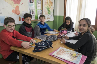 Alumnado del colegio Virgen de la Cerca de Andosilla.