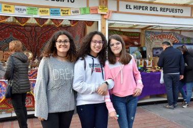 Desde el viernes 8 de marzo hasta el domingo día 10, el Paseo del Queiles acogió una nueva edición -y ya van veinte- del tradicional Mercado de las Viandas. Los 25 expositores instalados, y llegados desde las distintas comunidades de España,  ofrecieron lo mejor de su gastronomía a los visitantes.