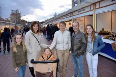 Desde el viernes 8 de marzo hasta el domingo día 10, el Paseo del Queiles acogió una nueva edición -y ya van veinte- del tradicional Mercado de las Viandas. Los 25 expositores instalados, y llegados desde las distintas comunidades de España,  ofrecieron lo mejor de su gastronomía a los visitantes.