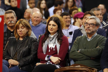 El presidente del Gobierno y candidato del PSOE, Pedro Sánchez , ha participado en un acto político que los socialistas navarros han celebrado esta tarde en el Navarra Arena, en Pamplona