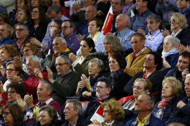 El presidente del Gobierno y candidato del PSOE, Pedro Sánchez , ha participado en un acto político que los socialistas navarros han celebrado esta tarde en el Navarra Arena, en Pamplona