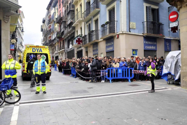 La grabación del filme, que ha arrancado a las 8 horas, ha cortado el tránsito peatonal de varias calles del Casco Viejo hasta las 20 horas