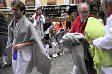 La grabación del filme, que ha arrancado a las 8 horas, ha cortado el tránsito peatonal de varias calles del Casco Viejo hasta las 20 horas