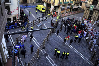 La grabación del filme, que ha arrancado a las 8 horas, ha cortado el tránsito peatonal de varias calles del Casco Viejo hasta las 20 horas