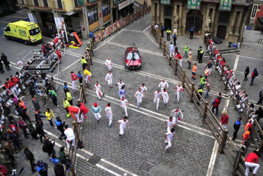 La grabación del filme, que ha arrancado a las 8 horas, ha cortado el tránsito peatonal de varias calles del Casco Viejo hasta las 20 horas