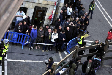 La grabación del filme, que ha arrancado a las 8 horas, ha cortado el tránsito peatonal de varias calles del Casco Viejo hasta las 20 horas
