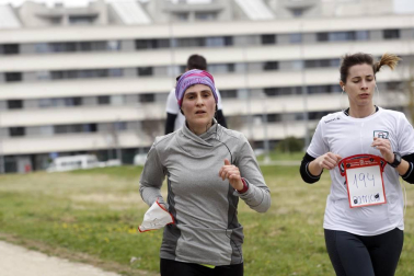 Fotos de los participantes de la Carrera Solidaria Pro Hiru Hamabi de Sarriguren.