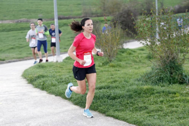 Fotos de los participantes de la Carrera Solidaria Pro Hiru Hamabi de Sarriguren.