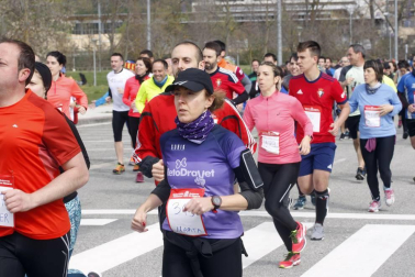 Fotos de los participantes de la Carrera Solidaria Pro Hiru Hamabi de Sarriguren.