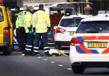 Se ha producido un tiroteo contra un tranvía en Utrecht que ha dejado, al menos, a varias personas heridas en la plaza 24 Oktoberplain de esta ciudad holandesa.