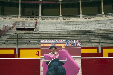 La plaza de toros de Pamplona vuelve a abrir sus puertas para quienes quieran conocer sus entrañas. El año pasado, 41.431 visitantes