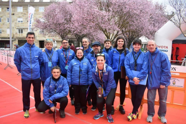 El pasado domingo 17 de marzo se disputó la VII edición del Duatlón del Valle de Aranguren, valedero para el Circuito Navarro de Duatlón y para los Juegos Deportivos de Navarra. A las 10:00 horas comenzaban las pruebas para los más pequeños que reunieron a más de 150 duatletas de las categorías prebenjamín a infantil.