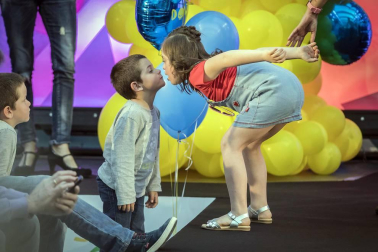 La Morea acogió el desfile de moda inclusiva que impulsa la Asociación Síndrome de Down en su octava edición. Participaron 50 modelos de todas las edades con síndrome de Down de la Agencia de Modelos DejaVú.