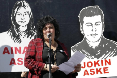 A la convocatoria han acudido miles de personas, entre 35.000 y 50.000 según la delegación del Gobierno y 60.000 según los organizadores