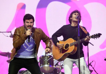 Música y solidaridad, de la mano en 'La Noche de Cadena 100'