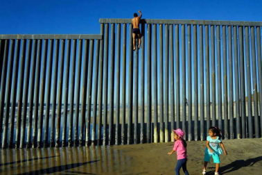 Así es la denominada 'carava migrante'. Miles de emigrantes centroamericanos huyen de la violencia de sus países hacia la frontera con Estados Unidos.