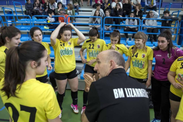 Este fin de semana se disputaron en Burlada y Noáin las Finales a Cuatro de balonmano en las categorías juveniles. Los cuatro mejores equipos femeninos y los cuatro mejores masculinos se jugaron la liga en encuentros que registraron un gran ambiente.