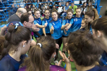 Este fin de semana se disputaron en Burlada y Noáin las Finales a Cuatro de balonmano en las categorías juveniles. Los cuatro mejores equipos femeninos y los cuatro mejores masculinos se jugaron la liga en encuentros que registraron un gran ambiente.
