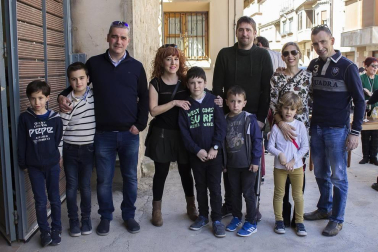 Del 17 al 24 de marzo los vecinos de Miranda de Arga celebran sus fiestas en honor a San Benito. La cámara de ¡Click! se acercó la mañana del último día para disfrutar de la degustación de vino y queso organizada por el consistorio local y que se celebró en el Centro Cívico con una gran asistencia de público.
