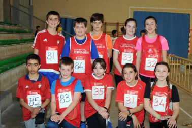 El frontón Julián Retegui de San Adrián acogió el 23 de marzo la fase Ribera de la competición 'Jugando al atletismo' organizada por la Federación Navarra de Atletismo. En total, se presentaron 17 equipos que  compitieron con el objetivo de clasificarse para la final que se desarrollará el 7 de abril en Caparroso.