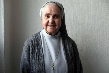 La sonrisa es el arma más poderosa de la confianza.
