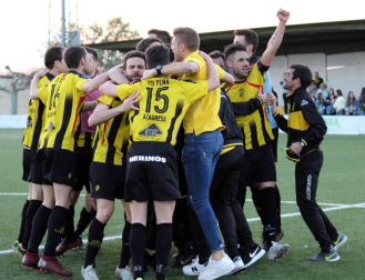 El conjunto navarro regresa a la categoría nacional tras vencer 4-0 al Infanzones y a falta de siete jornadas para terminar la temporada.
