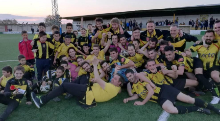El conjunto navarro regresa a la categoría nacional tras vencer 4-0 al Infanzones y a falta de siete jornadas para terminar la temporada.