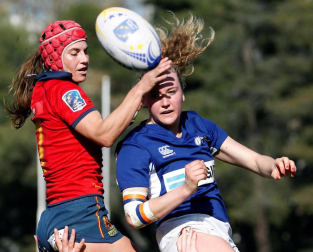 La selección española, con las navarras Saioa Jaurena y Maika Brust, se proclamaron campeonas de Europa tras vencer en la final a Países Bajhos por 54-0.