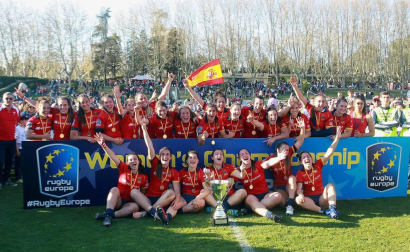 La selección española, con las navarras Saioa Jaurena y Maika Brust, se proclamaron campeonas de Europa tras vencer en la final a Países Bajhos por 54-0.