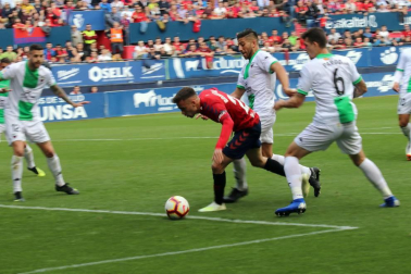 Imágenes del partido Osasuna-Extremadura disputado en El Sadar.