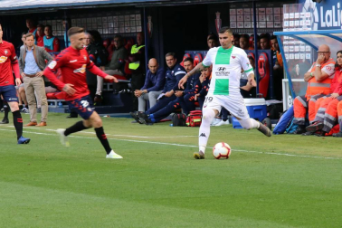 Imágenes del partido Osasuna-Extremadura disputado en El Sadar.