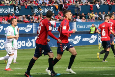 Imágenes del partido Osasuna-Extremadura disputado en El Sadar.