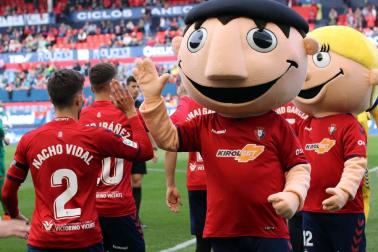 Imágenes del partido Osasuna-Extremadura disputado en El Sadar.