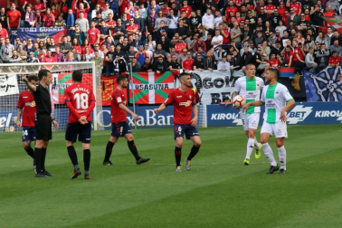 Imágenes del partido Osasuna-Extremadura disputado en El Sadar.