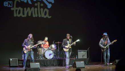 Minimusic organizó en Baluarte el espectáculo Rock en Familia. Descubriendo el Rock Internacional. Un viaje por la historia del rock internacional desde los años 50 hasta la actualidad.