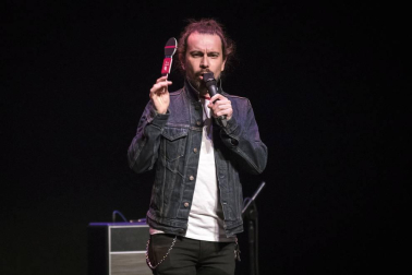 Minimusic organizó en Baluarte el espectáculo Rock en Familia. Descubriendo el Rock Internacional. Un viaje por la historia del rock internacional desde los años 50 hasta la actualidad.