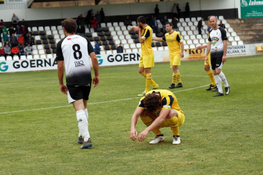 Imágenes del partido del Tudelano 1-1 Izarra