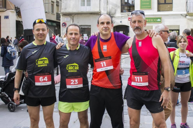 El domingo 31 de marzo, los amantes de las carreras campo a través se reunieron en Lerín para participar en las diferentes modalidades preparadas por el club atlético Lerinés. El Cross de los Pinares, que este año alcanza su sexta edición, fue el plato fuerte de la jornada, que contó con dos distancias: 5 y 12 kilómetros. Previamente, se habían desarrollado las competiciones para menores y la Marcha Pinares.