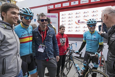 El francés Jonathan Hivert, del equipo Direct Energie, ganó el XXI Gran Premio Induráin, disputado en Navarra con un recorrido de 193 kilómetros, con salida y llegada en Estella.