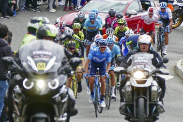 El francés Jonathan Hivert, del equipo Direct Energie, ganó el XXI Gran Premio Induráin, disputado en Navarra con un recorrido de 193 kilómetros, con salida y llegada en Estella.
