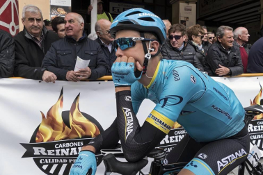 El francés Jonathan Hivert, del equipo Direct Energie, ganó el XXI Gran Premio Induráin, disputado en Navarra con un recorrido de 193 kilómetros, con salida y llegada en Estella.