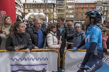 El francés Jonathan Hivert, del equipo Direct Energie, ganó el XXI Gran Premio Induráin, disputado en Navarra con un recorrido de 193 kilómetros, con salida y llegada en Estella.