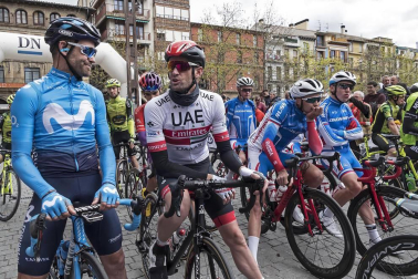 El francés Jonathan Hivert, del equipo Direct Energie, ganó el XXI Gran Premio Induráin, disputado en Navarra con un recorrido de 193 kilómetros, con salida y llegada en Estella.